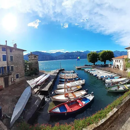 Klimt'S Mill Overlooking Port Malcesine Exterior foto